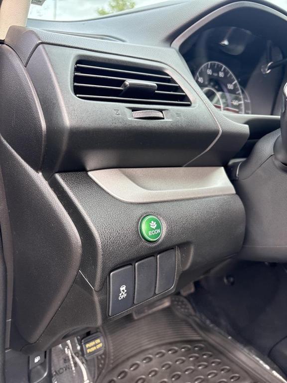 used 2013 Honda CR-V car, priced at $9,999