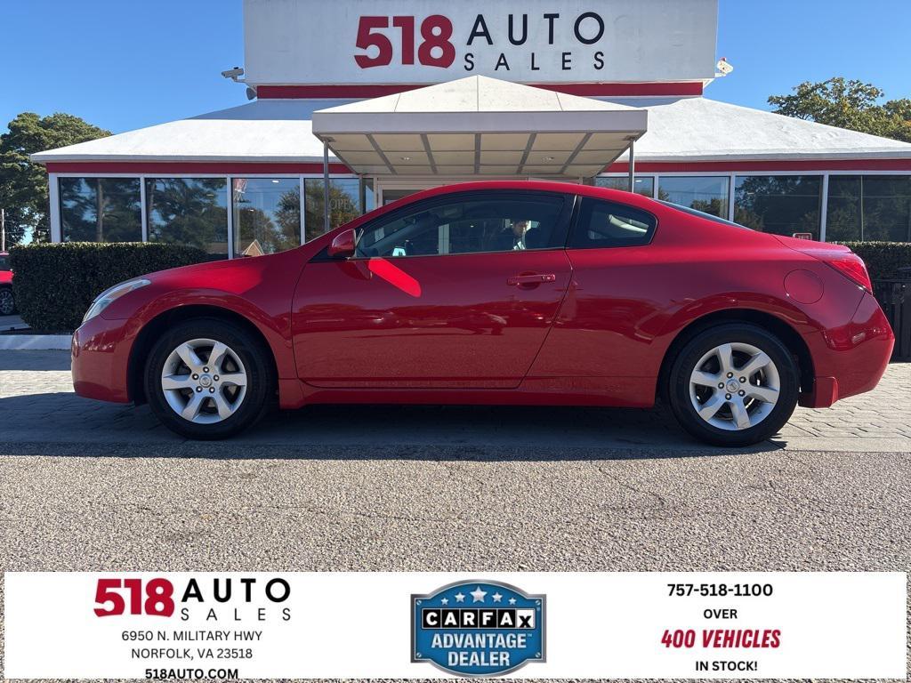 used 2009 Nissan Altima car, priced at $5,500