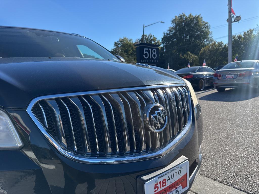 used 2015 Buick Enclave car, priced at $7,999