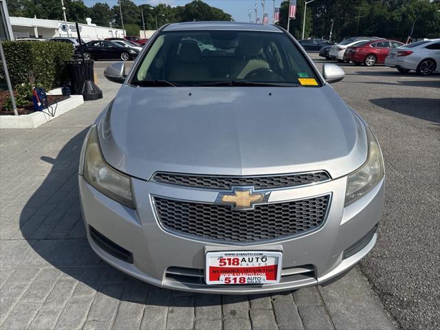 used 2013 Chevrolet Cruze car, priced at $6,500