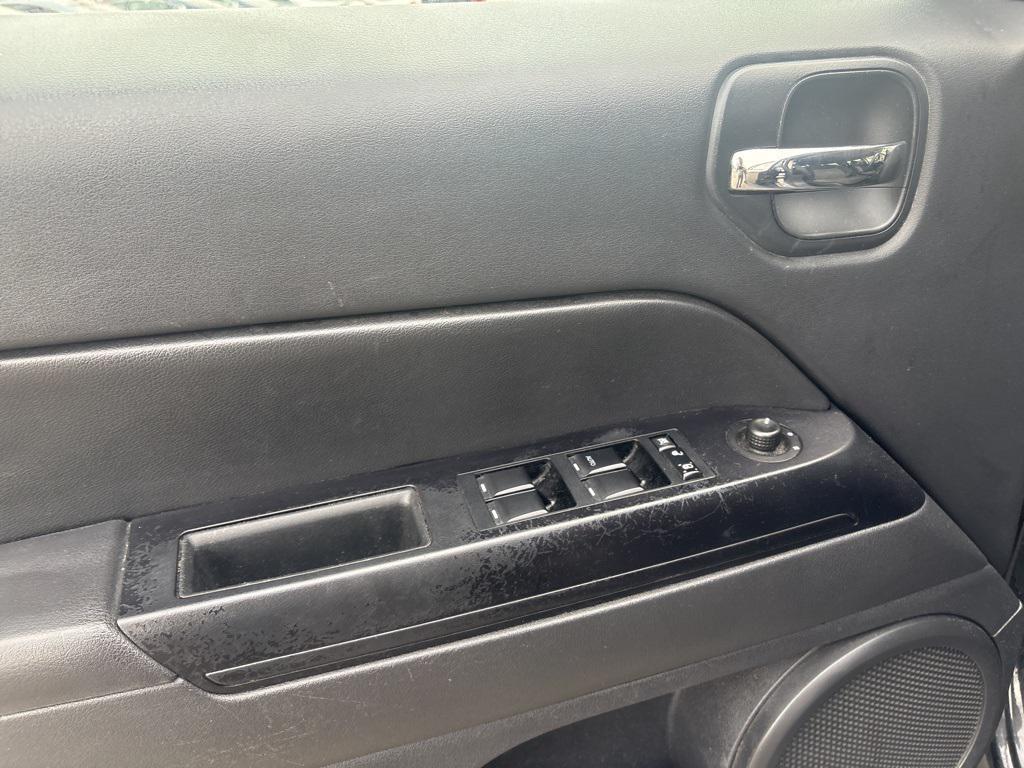 used 2015 Jeep Patriot car, priced at $4,999