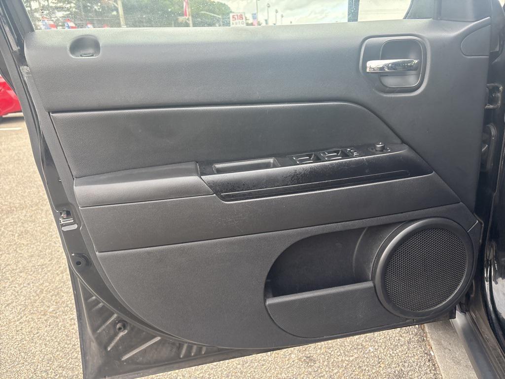 used 2015 Jeep Patriot car, priced at $4,999