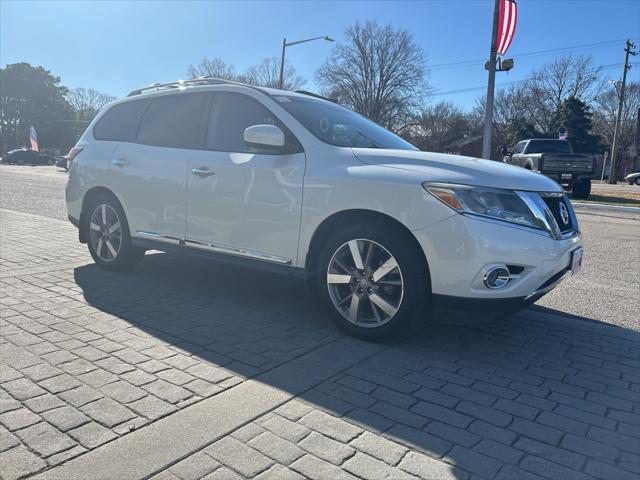 used 2015 Nissan Pathfinder car, priced at $7,999