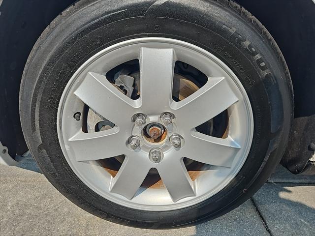 used 2007 Ford Five Hundred car, priced at $4,799