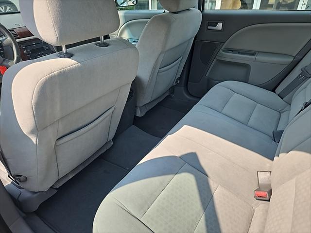 used 2007 Ford Five Hundred car, priced at $4,799