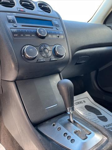 used 2009 Nissan Altima car, priced at $2,999