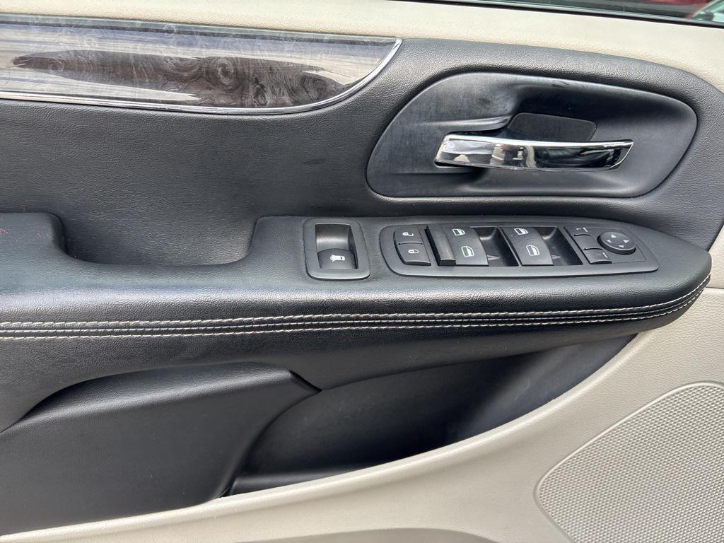 used 2014 Chrysler Town & Country car, priced at $7,899