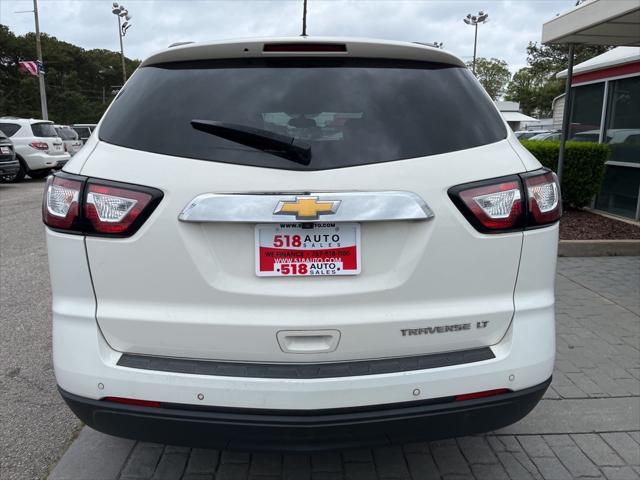 used 2015 Chevrolet Traverse car, priced at $8,999