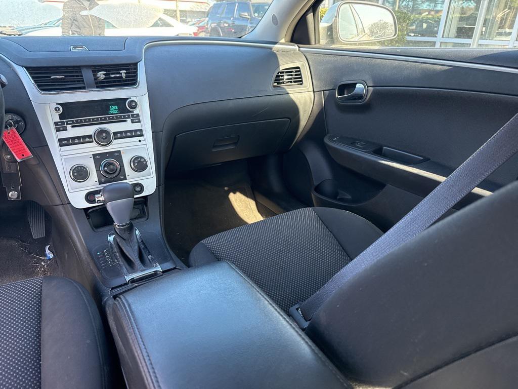 used 2009 Chevrolet Malibu car, priced at $3,999