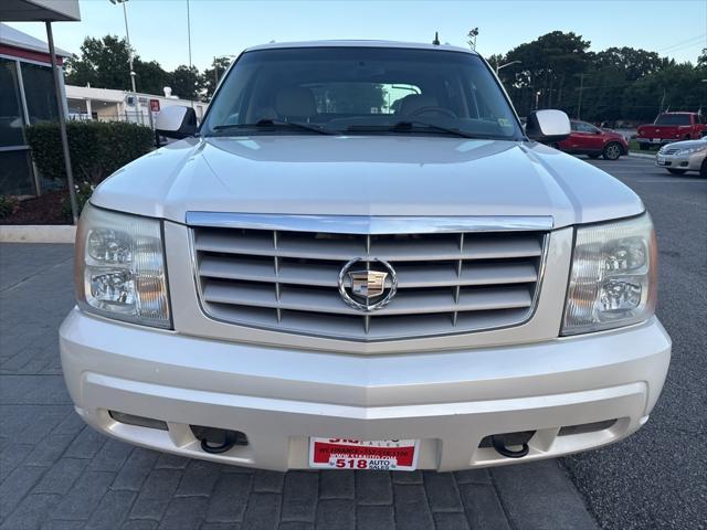 used 2006 Cadillac Escalade EXT car, priced at $8,999