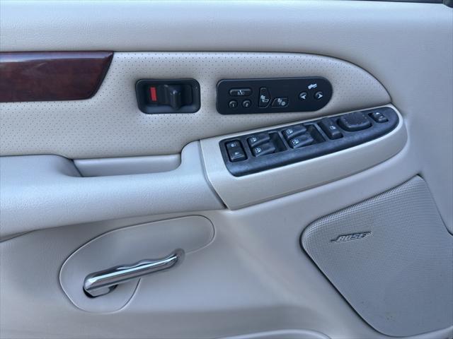 used 2006 Cadillac Escalade EXT car, priced at $8,999