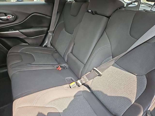 used 2020 Jeep Cherokee car, priced at $13,500