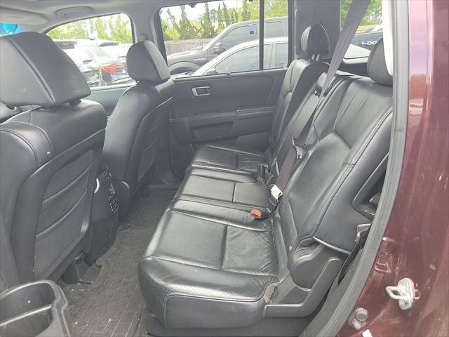 used 2009 Honda Pilot car, priced at $7,999