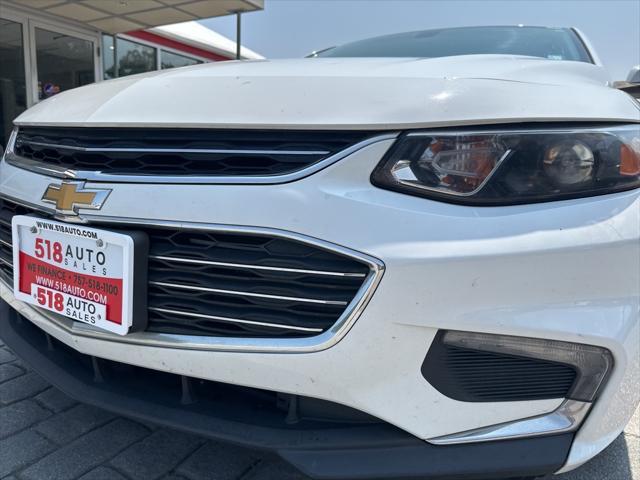 used 2018 Chevrolet Malibu car, priced at $9,999