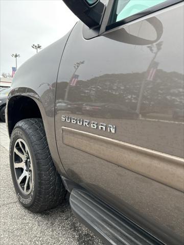 used 2013 Chevrolet Suburban car, priced at $11,500