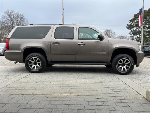 used 2013 Chevrolet Suburban car, priced at $11,500