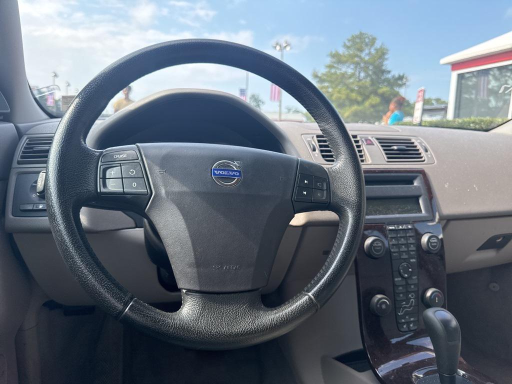 used 2006 Volvo V50 car, priced at $4,699