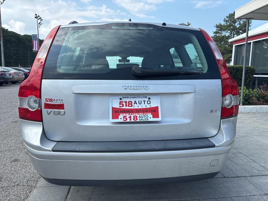 used 2006 Volvo V50 car, priced at $4,699