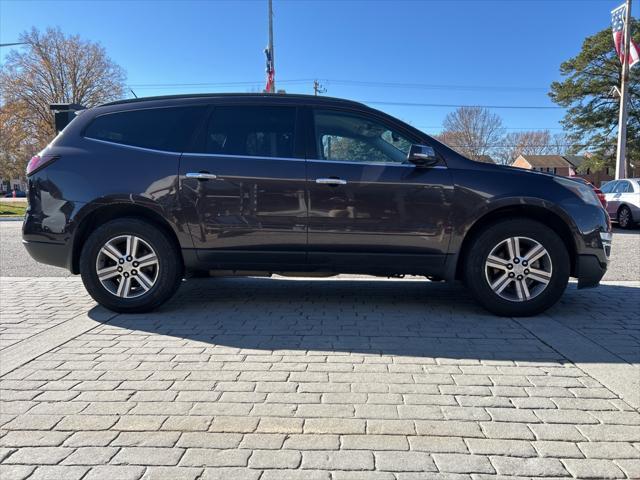 used 2015 Chevrolet Traverse car, priced at $9,999