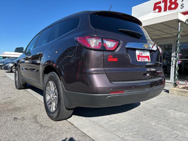 used 2015 Chevrolet Traverse car, priced at $9,999