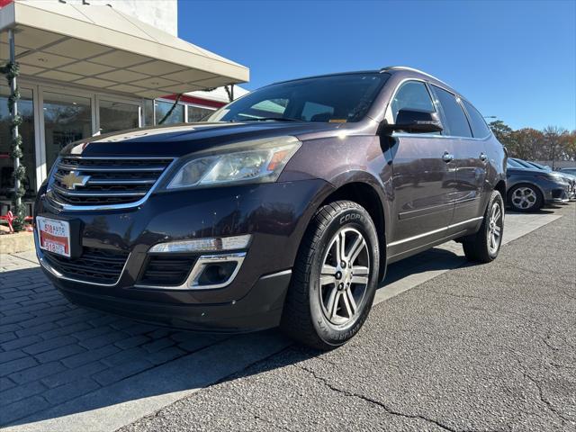 used 2015 Chevrolet Traverse car, priced at $9,999