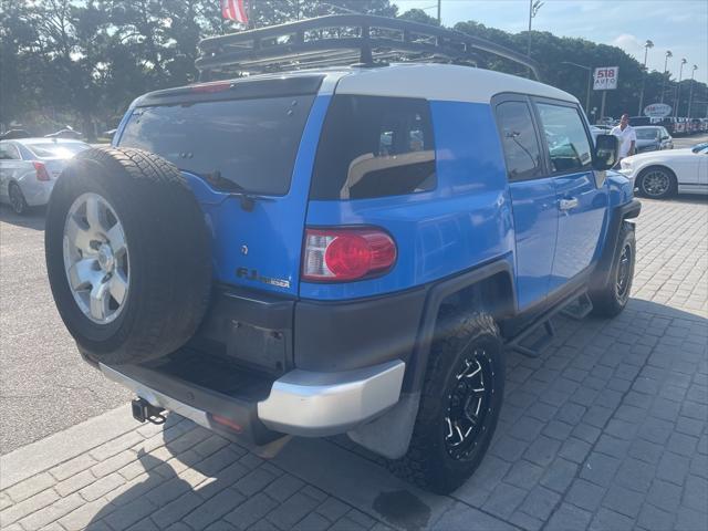 used 2007 Toyota FJ Cruiser car, priced at $10,999