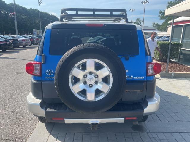 used 2007 Toyota FJ Cruiser car, priced at $10,999