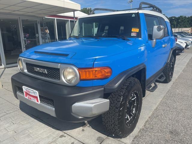 used 2007 Toyota FJ Cruiser car, priced at $10,999