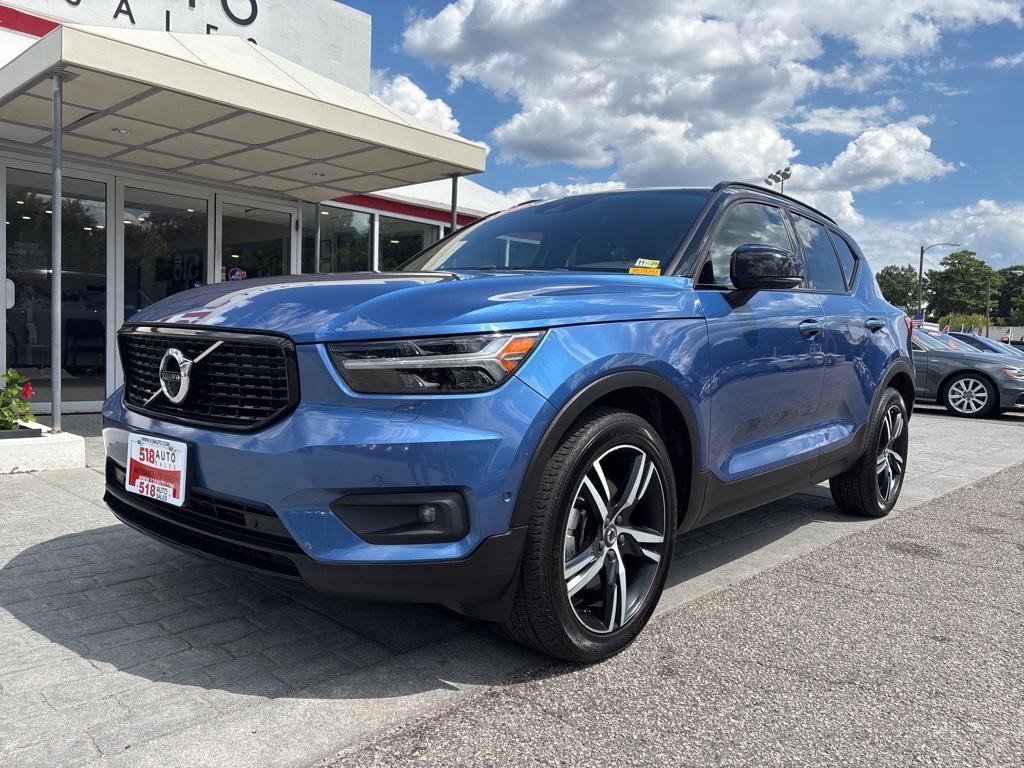 used 2019 Volvo XC40 car, priced at $18,599