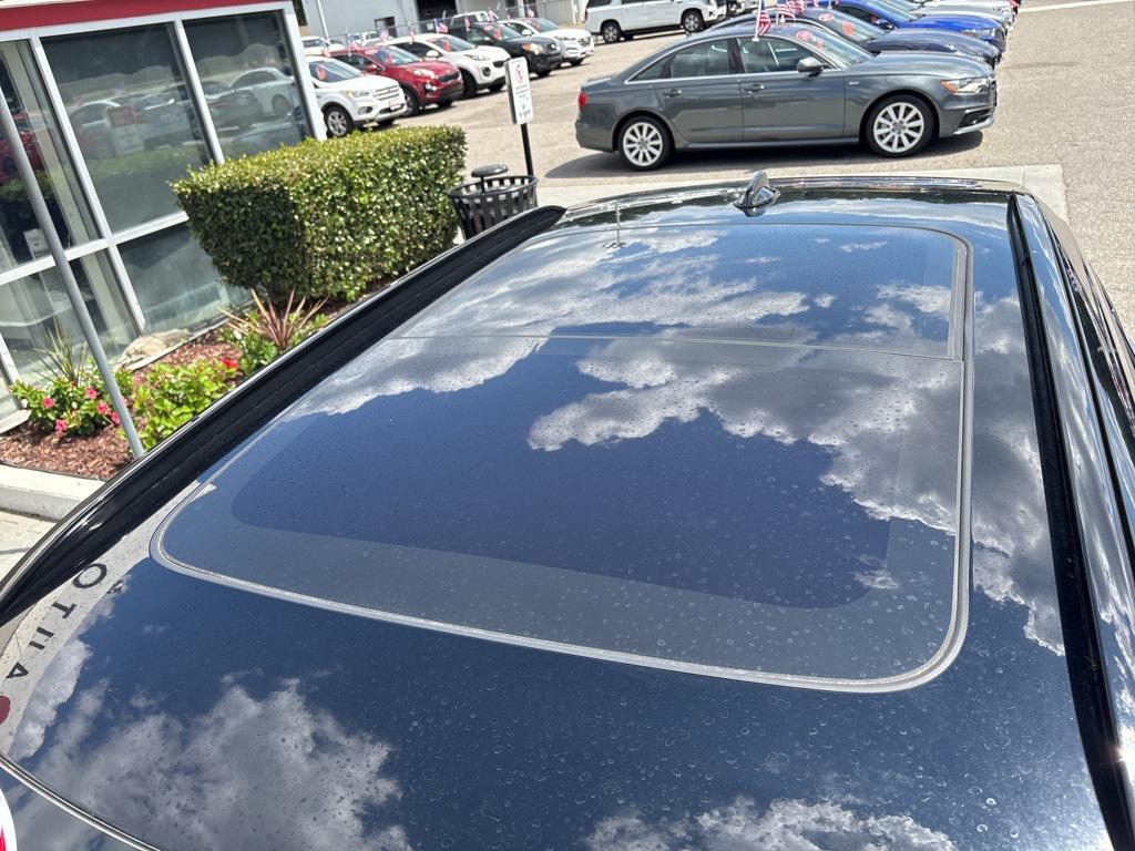used 2019 Volvo XC40 car, priced at $18,599