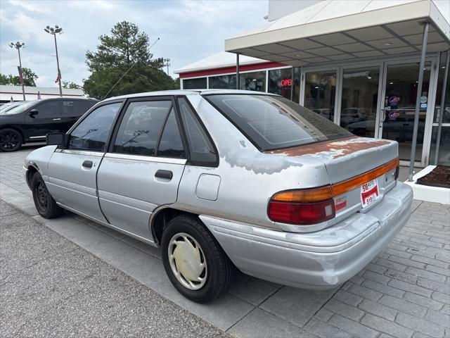 used 1993 Ford Escort car, priced at $3,500