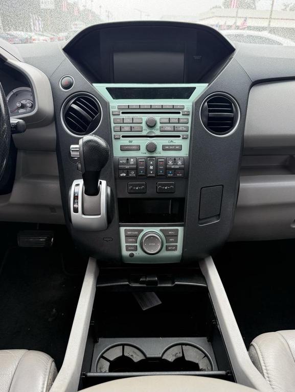 used 2011 Honda Pilot car, priced at $5,999