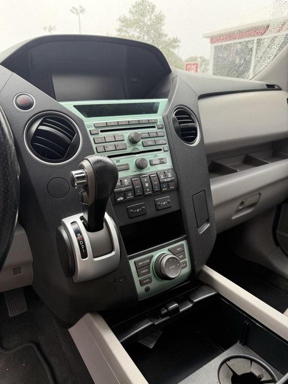 used 2011 Honda Pilot car, priced at $5,999