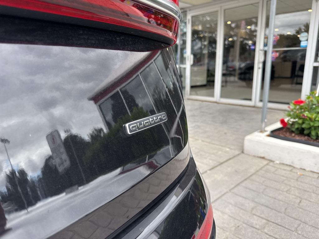 used 2020 Audi Q7 car, priced at $27,999