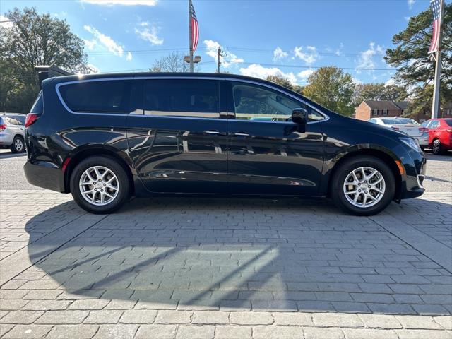 used 2020 Chrysler Pacifica car, priced at $13,500