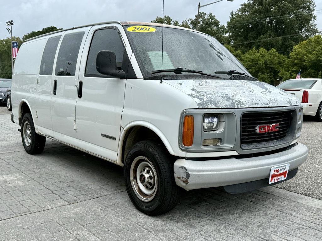 used 2001 GMC Savana 2500 car, priced at $4,999
