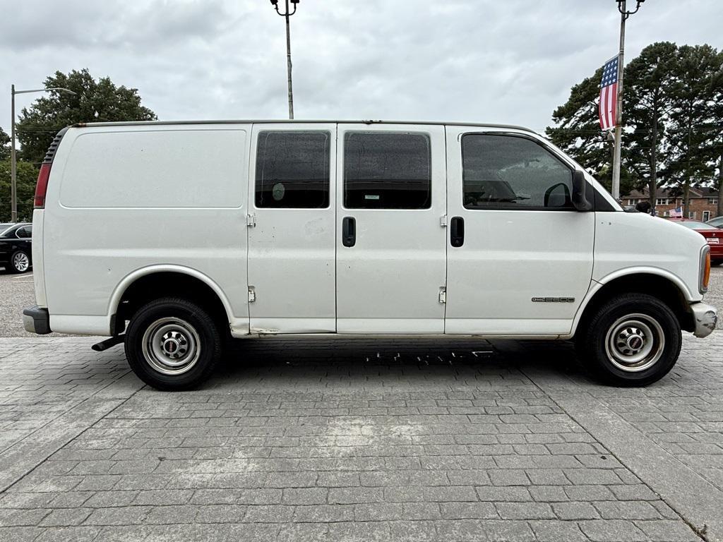 used 2001 GMC Savana 2500 car, priced at $4,999