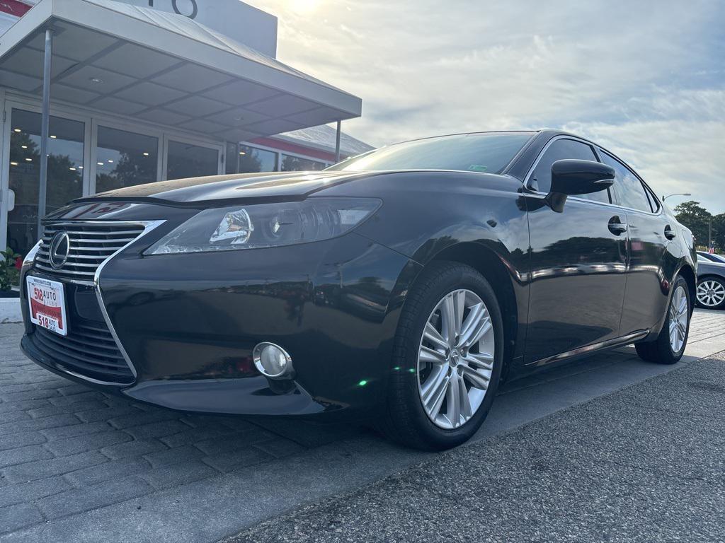 used 2013 Lexus ES 350 car, priced at $10,899