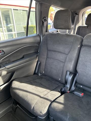 used 2022 Honda Pilot car, priced at $20,999