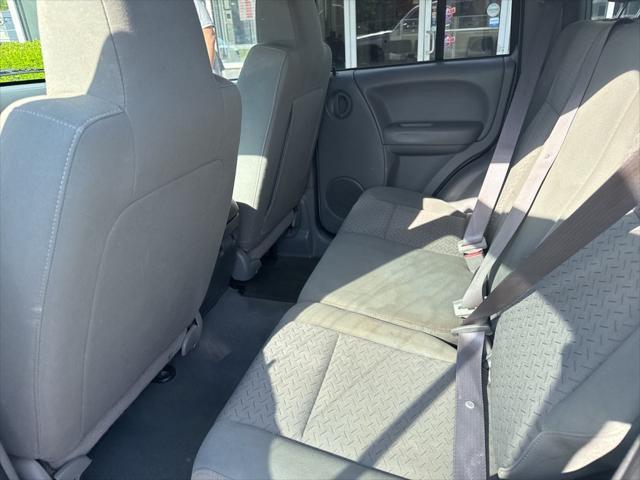 used 2006 Jeep Liberty car, priced at $4,999