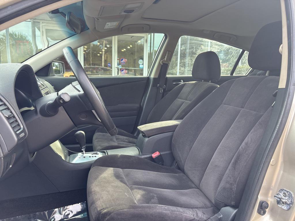 used 2009 Nissan Altima car, priced at $3,599