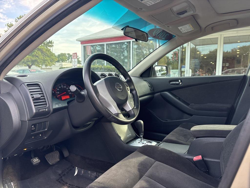 used 2009 Nissan Altima car, priced at $3,599