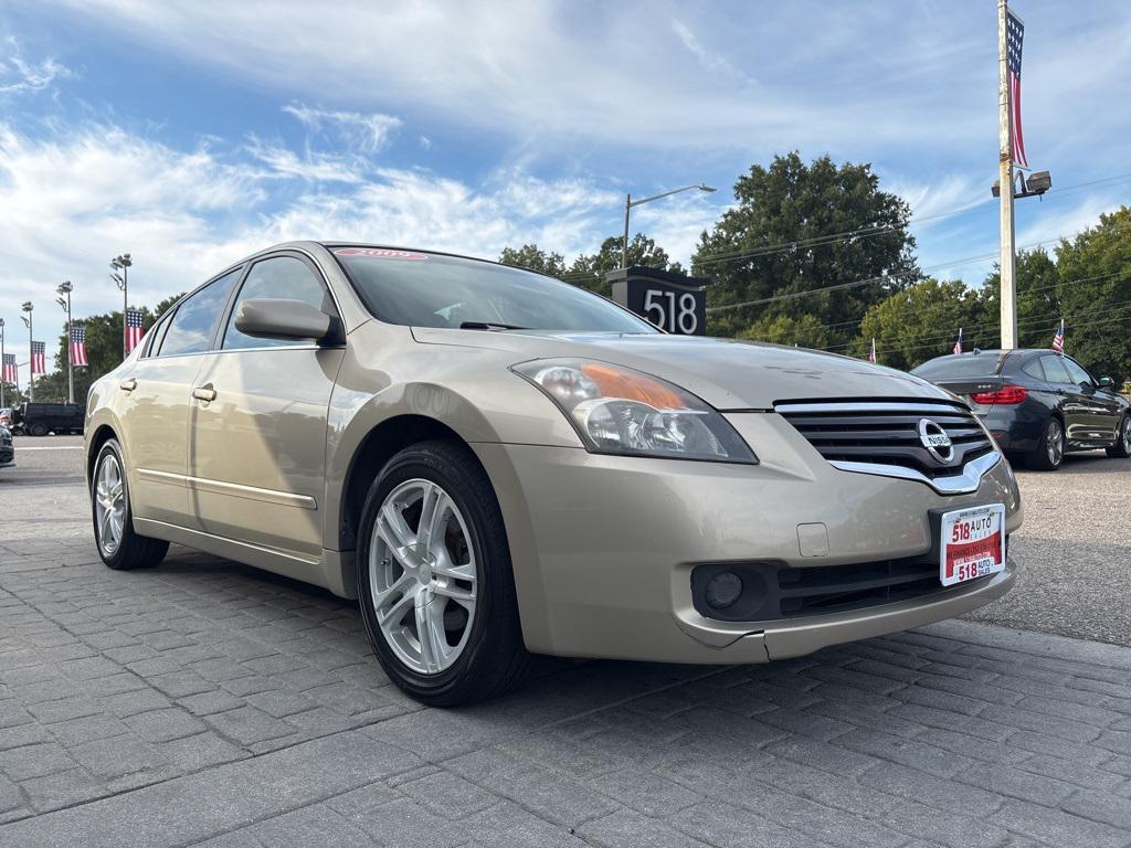 used 2009 Nissan Altima car, priced at $3,599