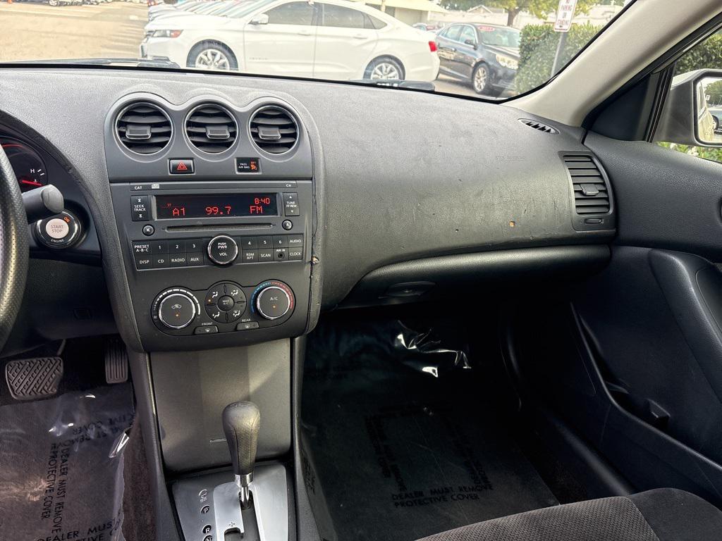 used 2009 Nissan Altima car, priced at $3,599
