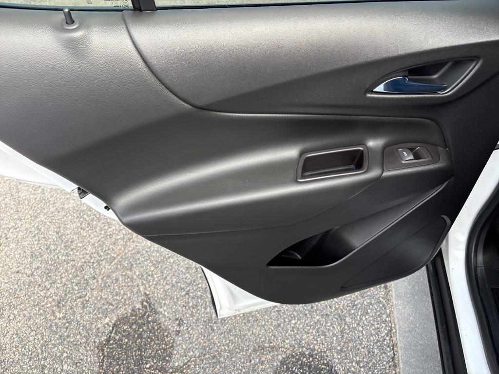 used 2022 Chevrolet Equinox car, priced at $19,899