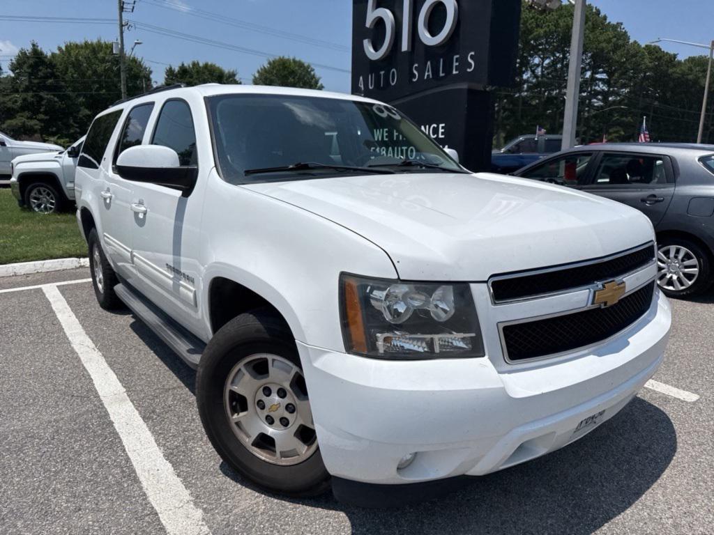 used 2014 Chevrolet Suburban car, priced at $11,899