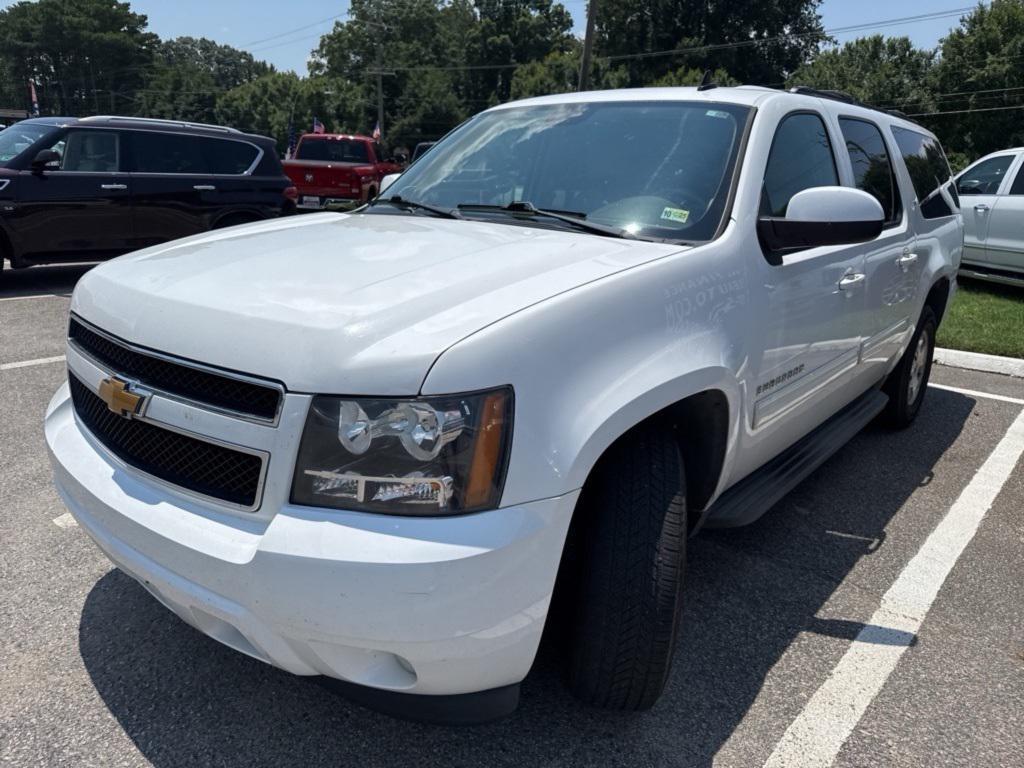 used 2014 Chevrolet Suburban car, priced at $11,899