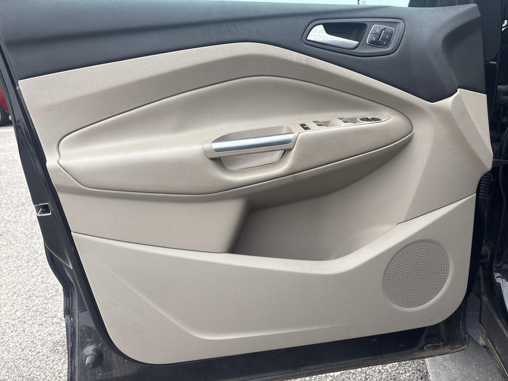 used 2014 Ford Escape car, priced at $7,500