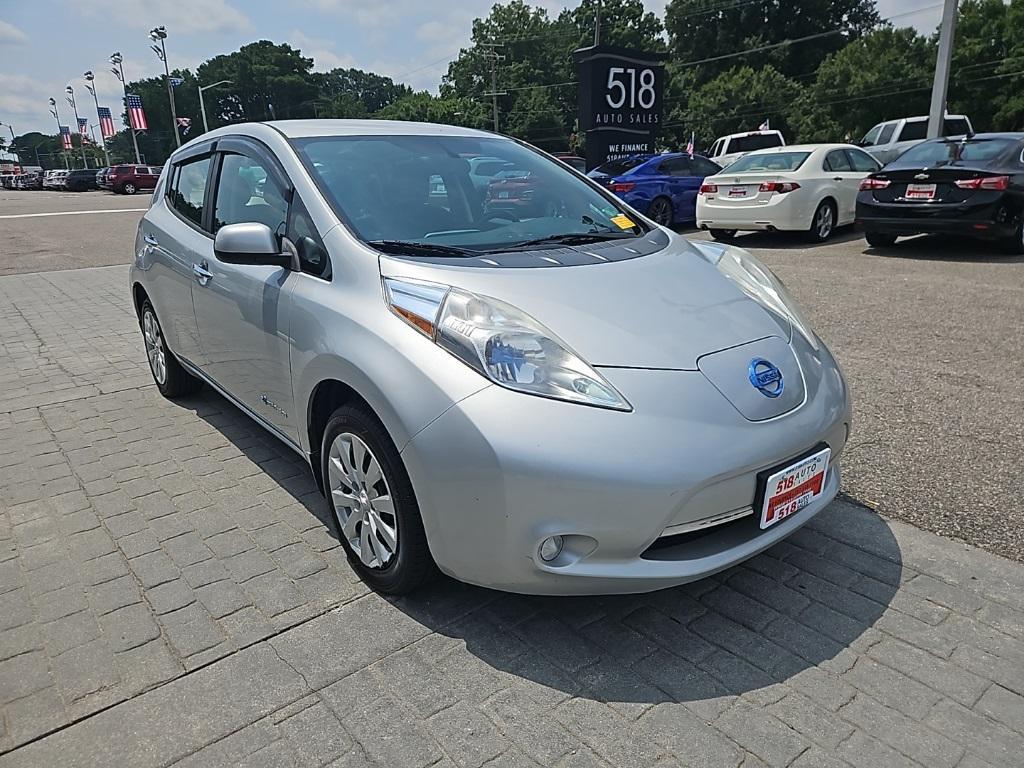 used 2013 Nissan Leaf car, priced at $4,000