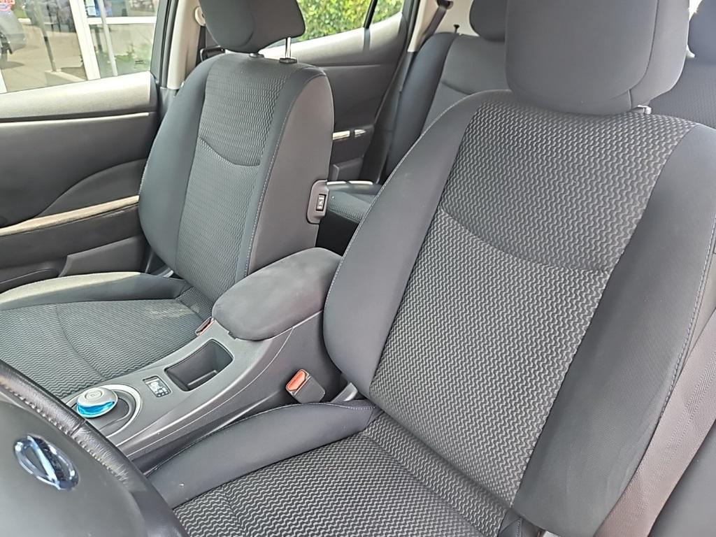 used 2013 Nissan Leaf car, priced at $4,000